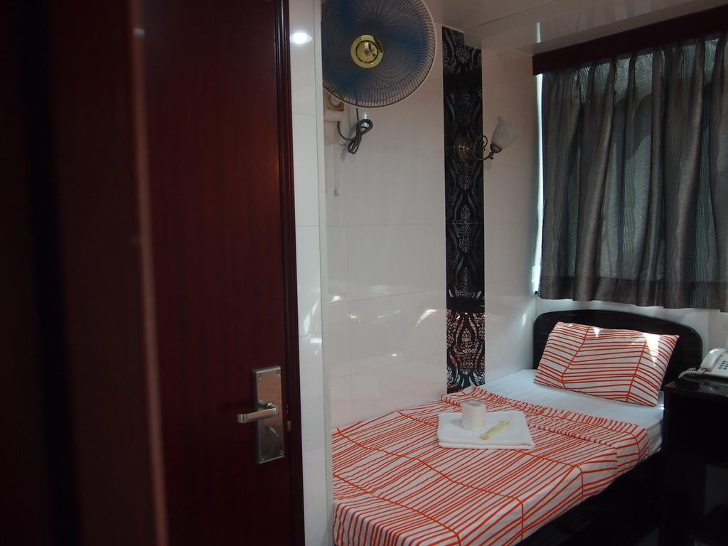 Traveller'S Hostel Гонконг Экстерьер фото