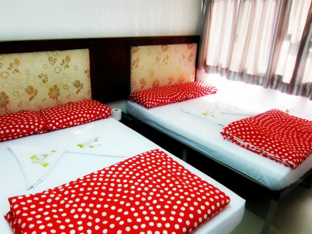 Traveller'S Hostel Гонконг Экстерьер фото